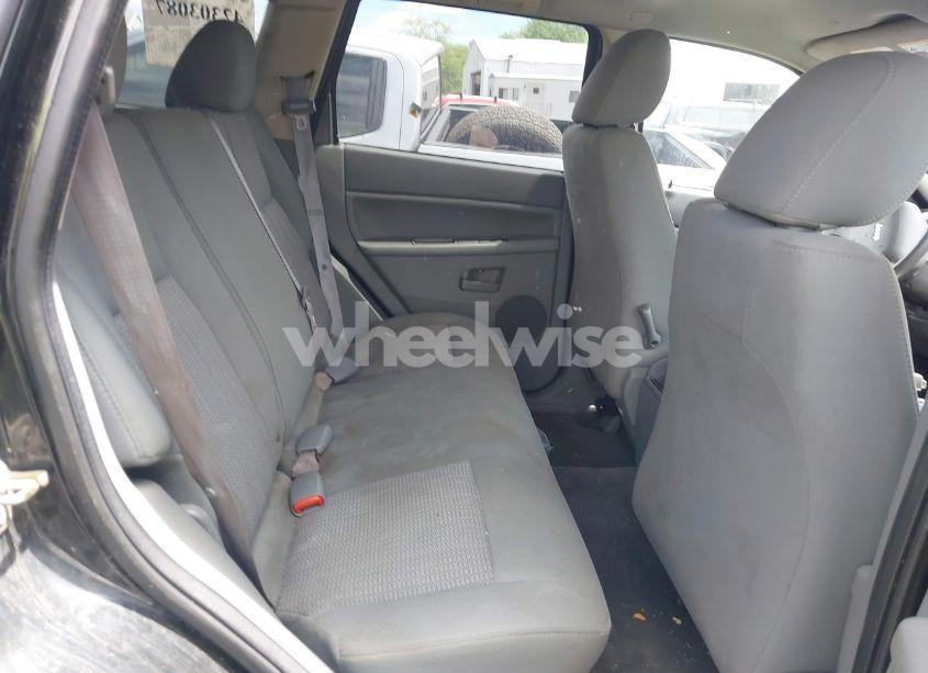 Photo 8 of 2007 Jeep Grand CHEROKEE LAREDO (VIN 1J8GR48K17C567272)