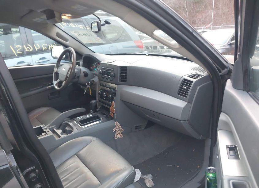 Photo 5 of 2007 Jeep Grand CHEROKEE LAREDO (VIN 1J8GR48K17C605034)