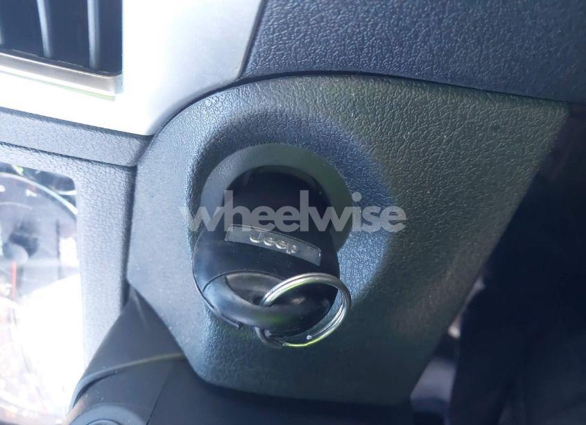 Photo 11 of 2008 Jeep Grand CHEROKEE LAREDO (VIN 1J8GR48K18C147397)