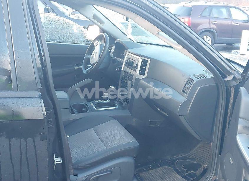 Photo 5 of 2008 Jeep Grand CHEROKEE LAREDO (VIN 1J8GR48K18C147397)