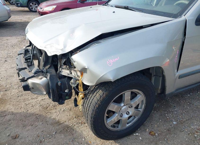 Photo 6 of 2008 Jeep Grand CHEROKEE LAREDO (VIN 1J8GR48K18C204083)