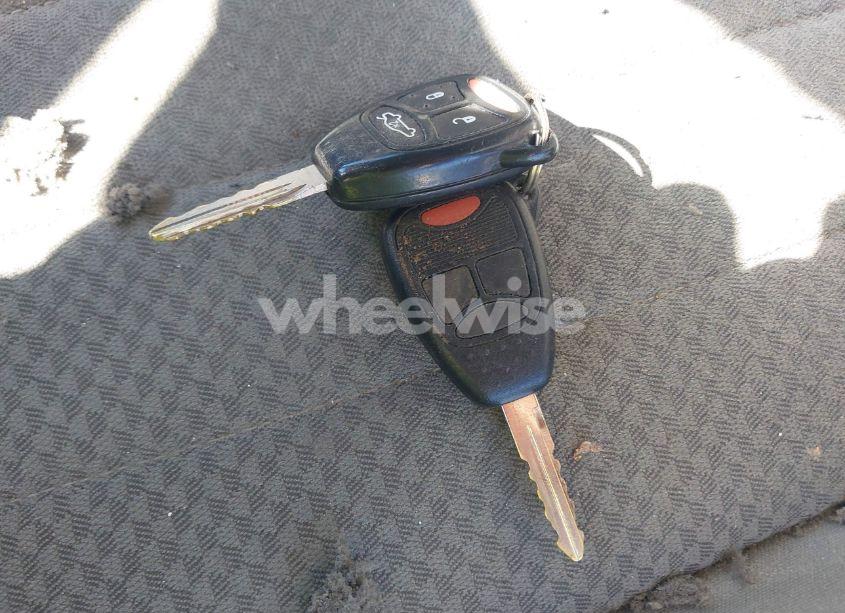 Photo 11 of 2005 Jeep Grand CHEROKEE LAREDO (VIN 1J8GR48K25C667992)