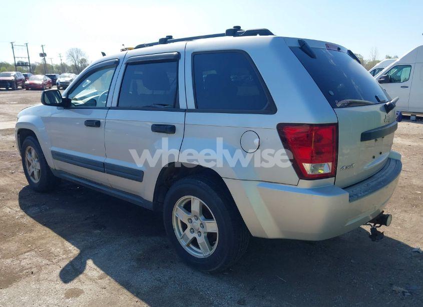 Photo 3 of 2005 Jeep Grand CHEROKEE LAREDO (VIN 1J8GR48K25C667992)