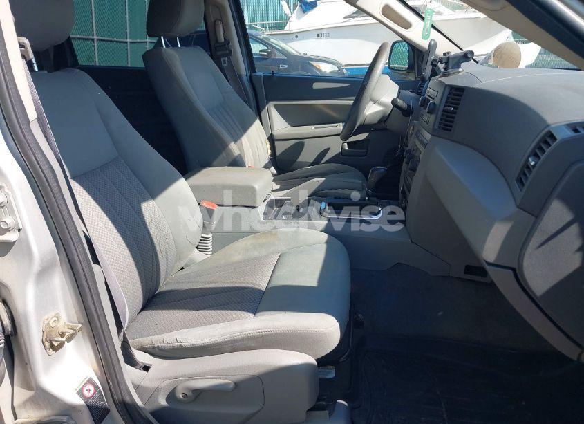 Photo 5 of 2005 Jeep Grand CHEROKEE LAREDO (VIN 1J8GR48K25C667992)