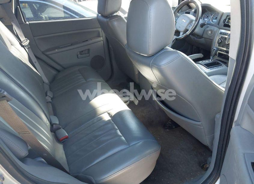 Photo 8 of 2007 Jeep Grand CHEROKEE LAREDO (VIN 1J8GR48K27C505136)