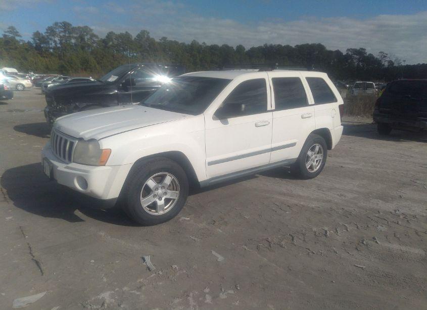 Photo 2 of 2007 Jeep Grand CHEROKEE LAREDO (VIN 1J8GR48K27C556149)