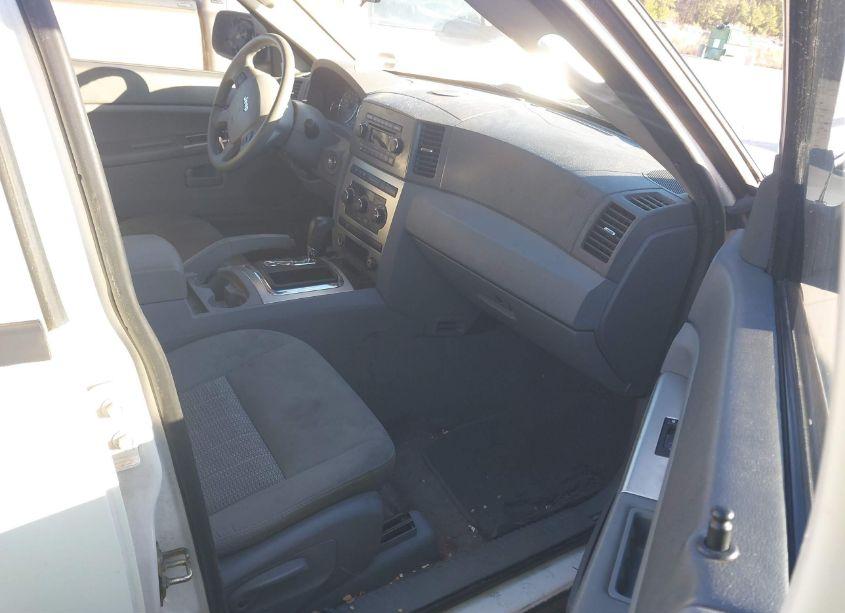 Photo 5 of 2007 Jeep Grand CHEROKEE LAREDO (VIN 1J8GR48K27C556149)