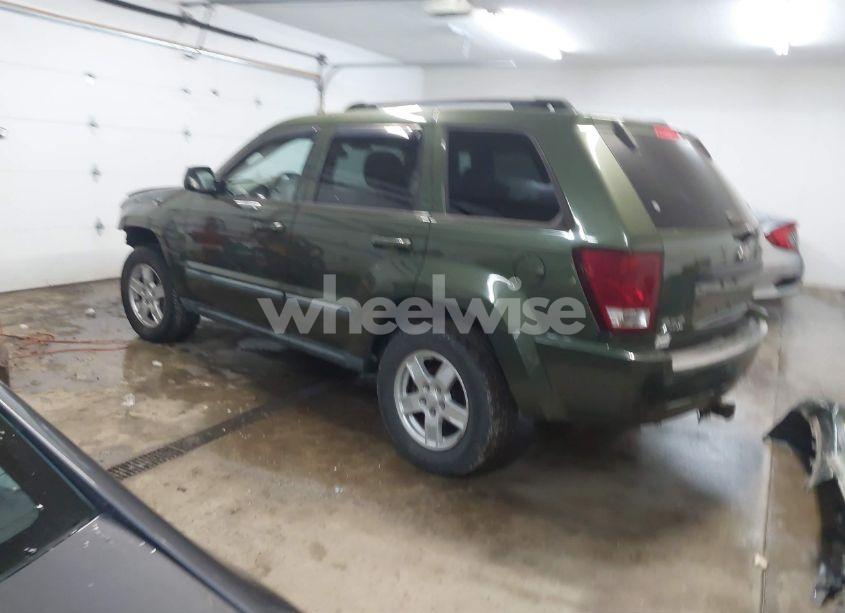 Photo 3 of 2007 Jeep Grand CHEROKEE LAREDO (VIN 1J8GR48K27C597073)