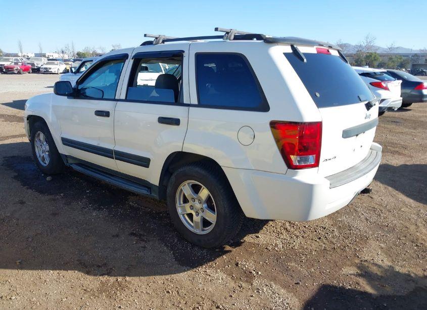Photo 3 of 2005 Jeep Grand CHEROKEE LAREDO (VIN 1J8GR48K35C562524)