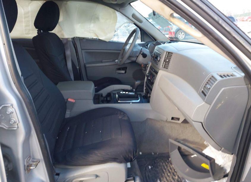 Photo 5 of 2006 Jeep Grand CHEROKEE LAREDO (VIN 1J8GR48K36C176770)