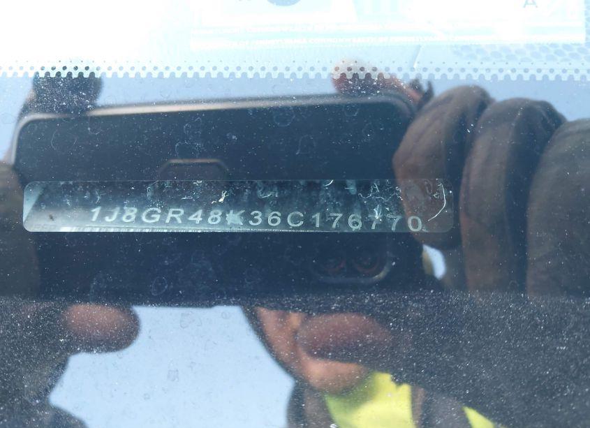 Photo 9 of 2006 Jeep Grand CHEROKEE LAREDO (VIN 1J8GR48K36C176770)