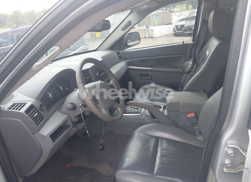 Photo 5 of 2007 Jeep Grand CHEROKEE LAREDO (VIN 1J8GR48K37C606038)