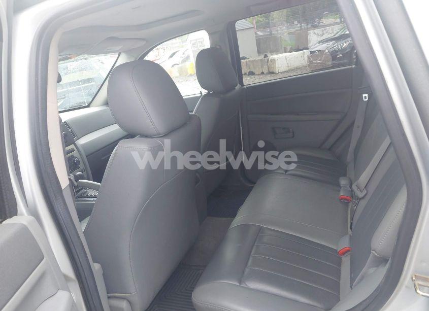 Photo 8 of 2007 Jeep Grand CHEROKEE LAREDO (VIN 1J8GR48K37C606038)