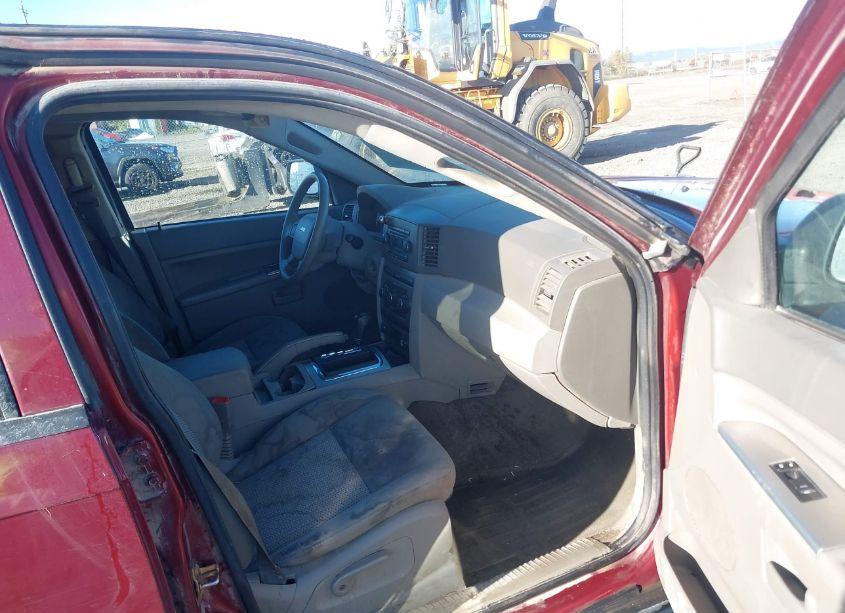 Photo 5 of 2007 Jeep Grand CHEROKEE LAREDO (VIN 1J8GR48K47C518860)