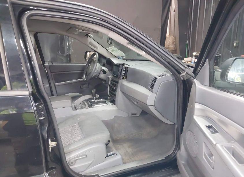 Photo 5 of 2007 Jeep Grand CHEROKEE LAREDO (VIN 1J8GR48K47C614388)