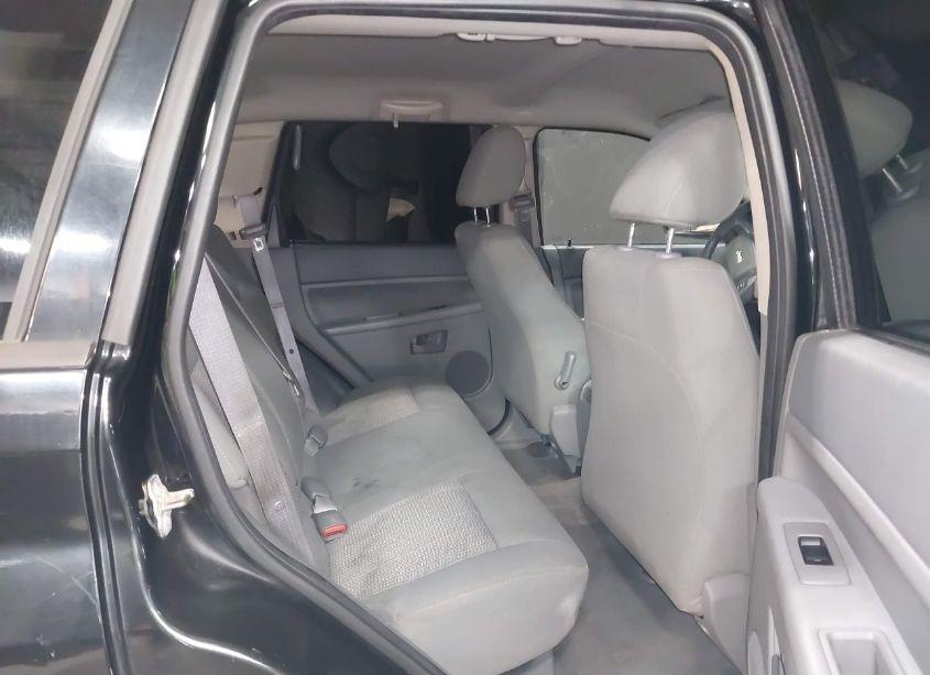 Photo 8 of 2007 Jeep Grand CHEROKEE LAREDO (VIN 1J8GR48K47C614388)