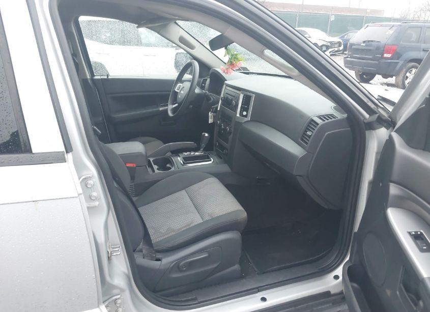 Photo 5 of 2008 Jeep Grand CHEROKEE LAREDO (VIN 1J8GR48K48C133638)