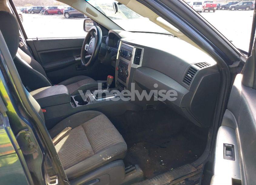 Photo 5 of 2008 Jeep Grand CHEROKEE LAREDO (VIN 1J8GR48K48C221590)