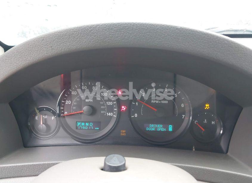 Photo 7 of 2006 Jeep Grand CHEROKEE LAREDO (VIN 1J8GR48K56C264798)