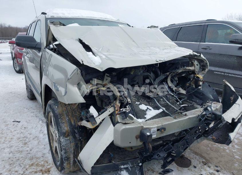 2007 Jeep Grand CHEROKEE LAREDO (VIN 1J8GR48K57C645732) main photo