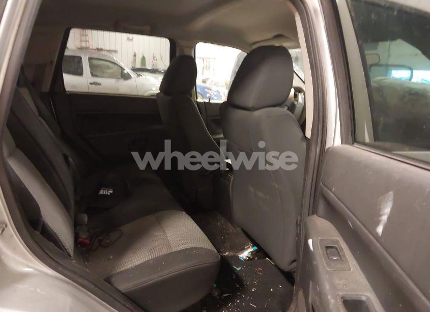 Photo 8 of 2008 Jeep Grand CHEROKEE LAREDO (VIN 1J8GR48K58C194044)