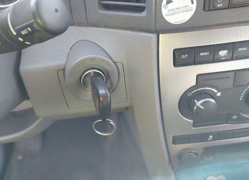 Photo 11 of 2007 Jeep Grand CHEROKEE LAREDO (VIN 1J8GR48K67C535417)