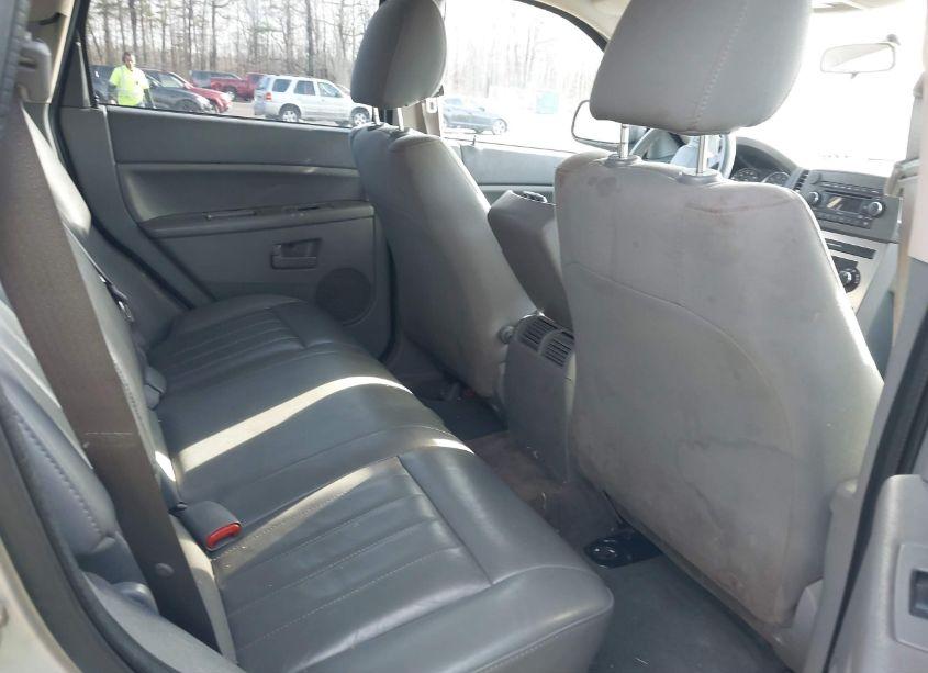 Photo 8 of 2007 Jeep Grand CHEROKEE LAREDO (VIN 1J8GR48K67C535417)