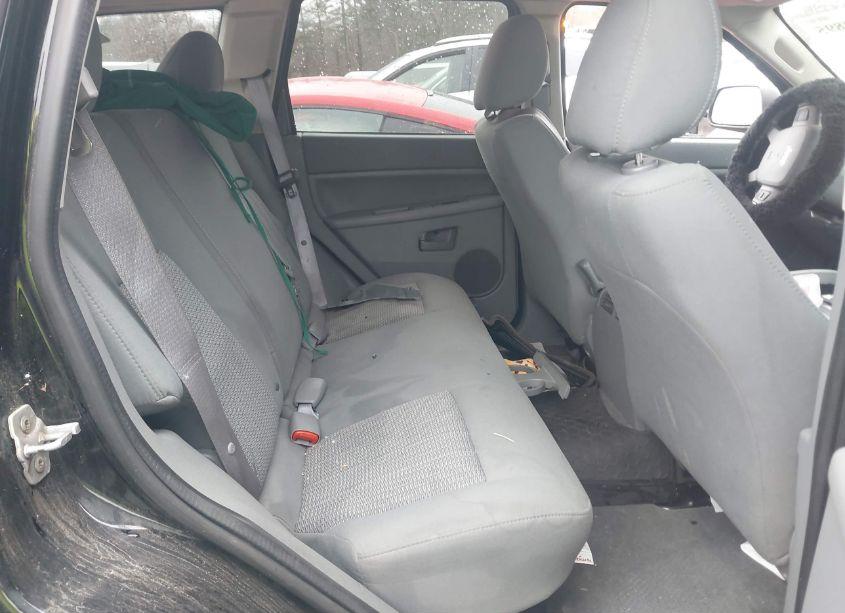 Photo 8 of 2007 Jeep Grand CHEROKEE LAREDO (VIN 1J8GR48K67C665830)