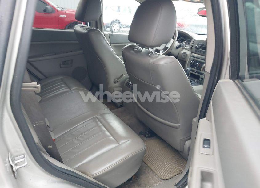 Photo 8 of 2007 Jeep Grand CHEROKEE LAREDO (VIN 1J8GR48K67C666394)