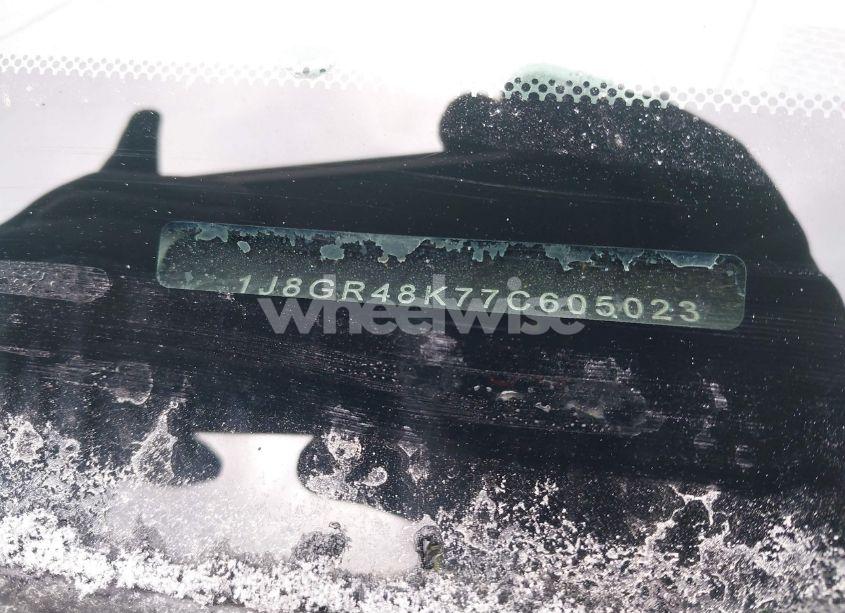 Photo 9 of 2007 Jeep Grand CHEROKEE LAREDO (VIN 1J8GR48K77C605023)