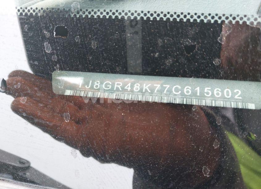 Photo 9 of 2007 Jeep Grand CHEROKEE LAREDO (VIN 1J8GR48K77C615602)