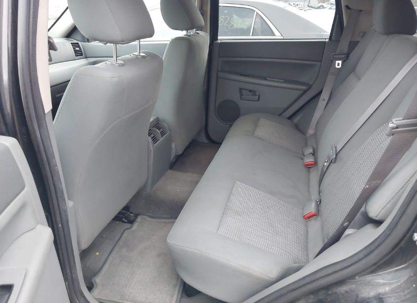 Photo 8 of 2007 Jeep Grand CHEROKEE LAREDO (VIN 1J8GR48K87C628553)