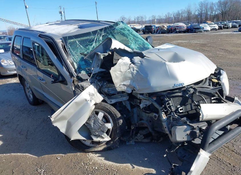 2008 Jeep Grand CHEROKEE LAREDO (VIN 1J8GR48K88C104305) main photo