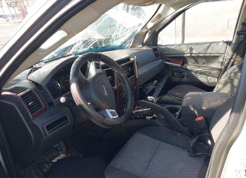 Photo 5 of 2008 Jeep Grand CHEROKEE LAREDO (VIN 1J8GR48K88C104305)