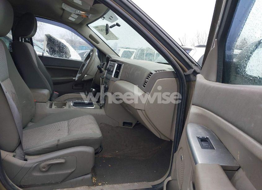 Photo 5 of 2008 Jeep Grand CHEROKEE LAREDO (VIN 1J8GR48K88C246170)