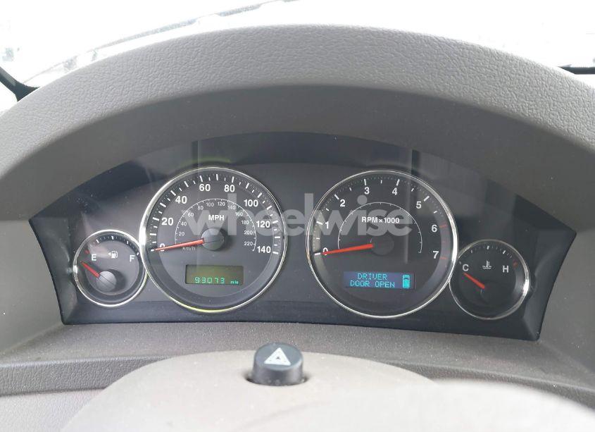 Photo 7 of 2007 Jeep Grand CHEROKEE LAREDO (VIN 1J8GR48K97C667717)