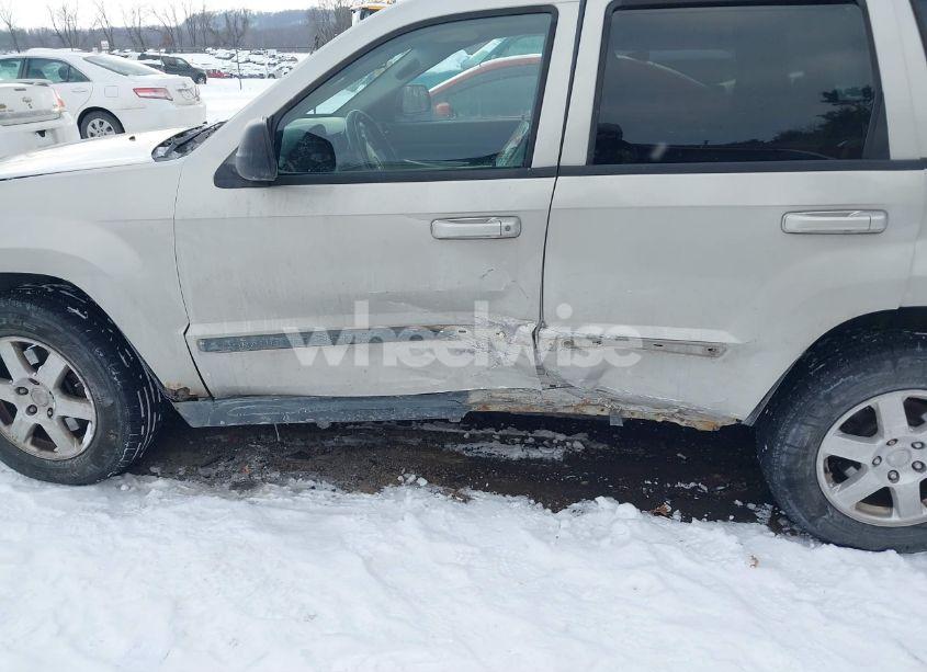 Photo 6 of 2008 Jeep Grand CHEROKEE LAREDO (VIN 1J8GR48K98C113353)