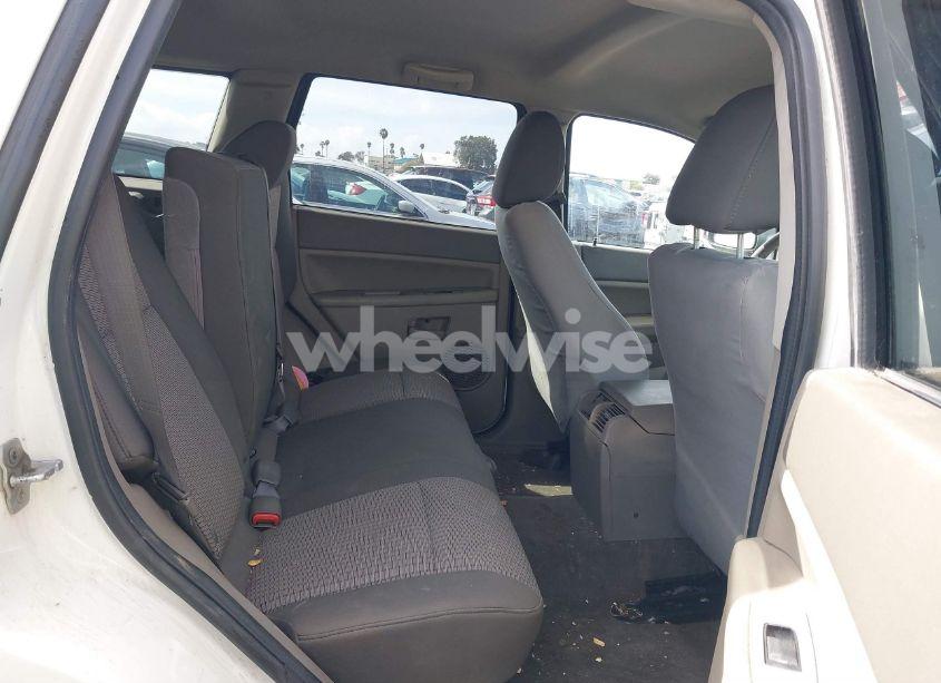 Photo 8 of 2008 Jeep Grand CHEROKEE LAREDO (VIN 1J8GR48K98C219415)