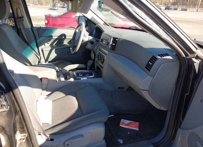 Photo 5 of 2007 Jeep Grand CHEROKEE LAREDO (VIN 1J8GR48KX7C642888)