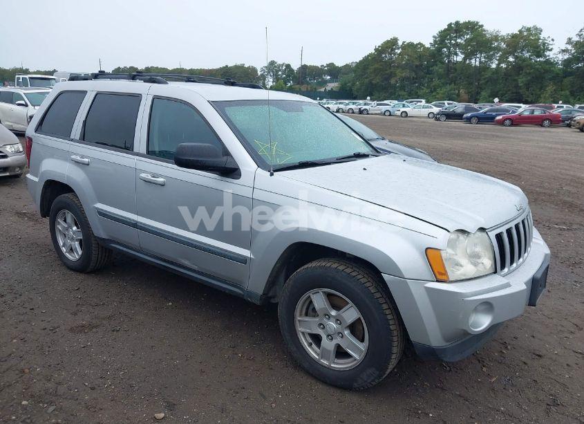 2007 Jeep Grand CHEROKEE LAREDO (VIN 1J8GR48KX7C645340) main photo