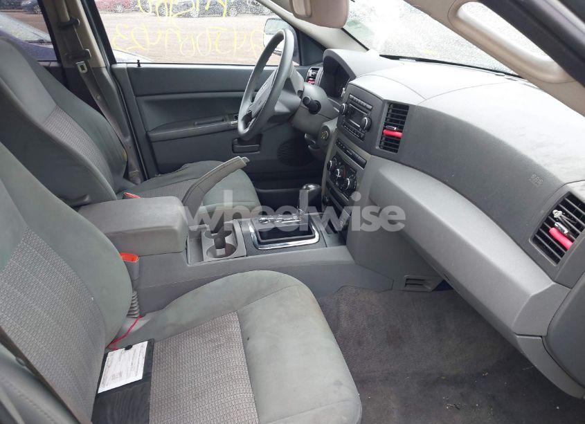 Photo 5 of 2007 Jeep Grand CHEROKEE LAREDO (VIN 1J8GR48KX7C645340)