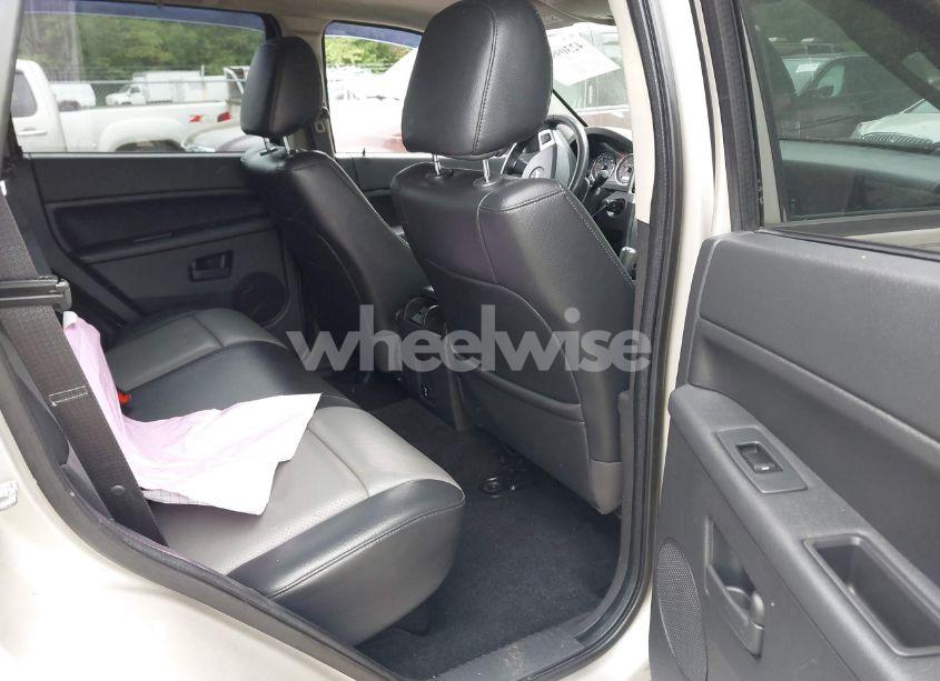 Photo 8 of 2008 Jeep Grand CHEROKEE LAREDO (VIN 1J8GR48KX8C146295)