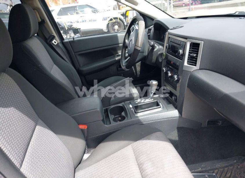 Photo 5 of 2008 Jeep Grand CHEROKEE LAREDO (VIN 1J8GR48KX8C244503)