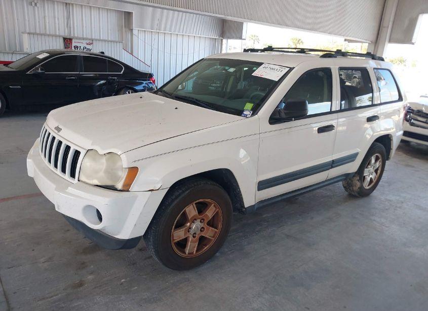 Photo 2 of 2005 Jeep Grand CHEROKEE LAREDO (VIN 1J8GS48K85C727035)