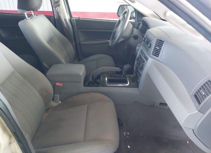 Photo 5 of 2005 Jeep Grand CHEROKEE LAREDO (VIN 1J8GS48K85C727035)