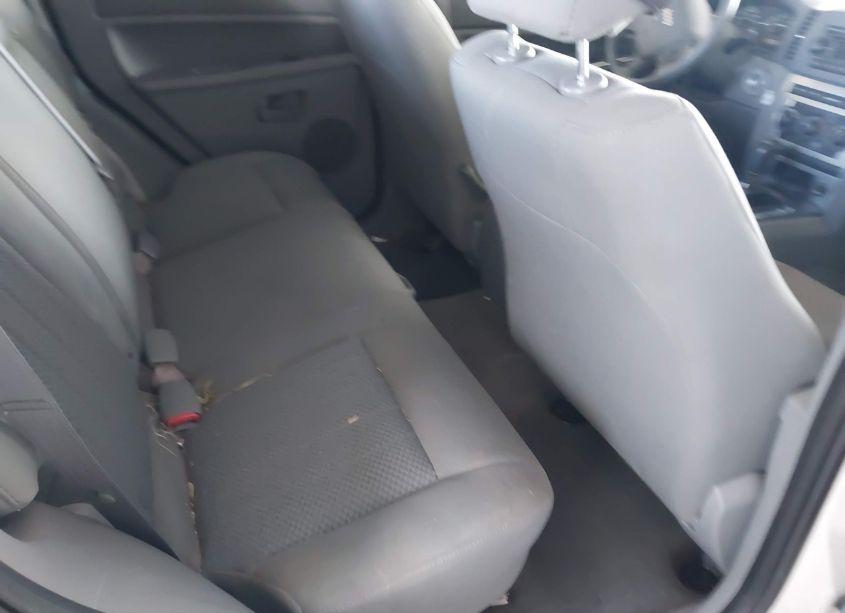 Photo 8 of 2005 Jeep Grand CHEROKEE LAREDO (VIN 1J8GS48K85C727035)