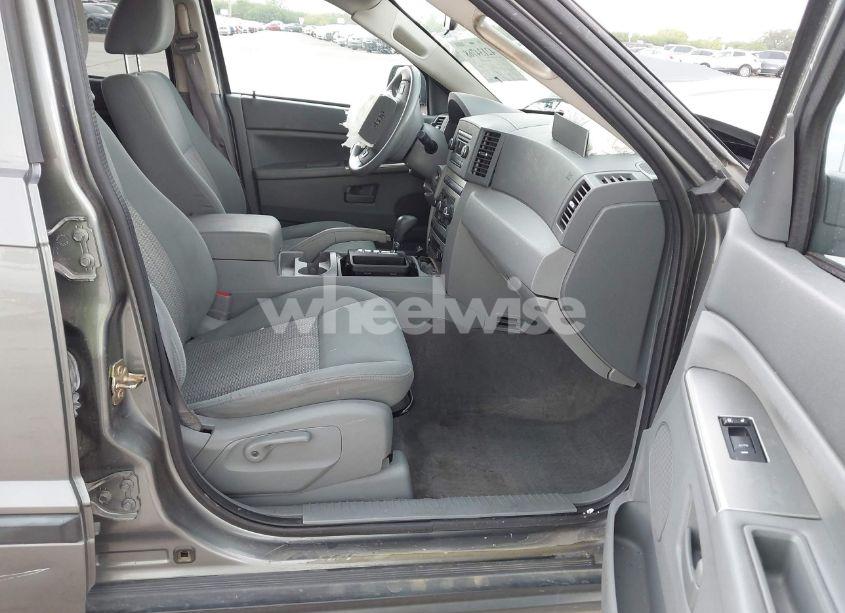 Photo 5 of 2007 Jeep Grand CHEROKEE LAREDO (VIN 1J8GS48K87C663453)