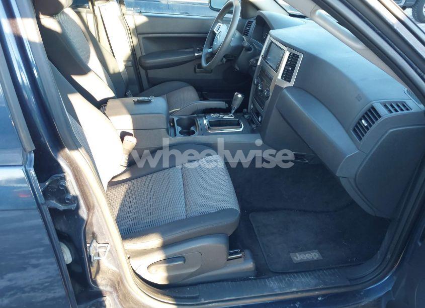 Photo 5 of 2008 Jeep Grand CHEROKEE LAREDO (VIN 1J8GS48K98C221637)