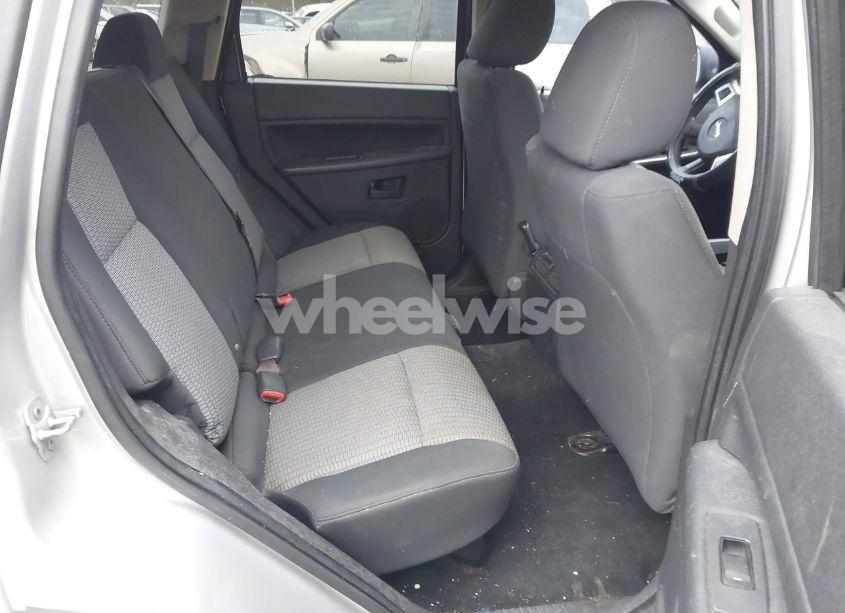 Photo 8 of 2008 Jeep Grand CHEROKEE LAREDO (VIN 1J8GS48KX8C113771)