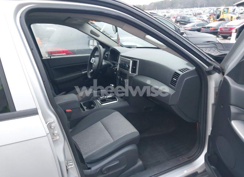 Photo 5 of 2008 Jeep Grand CHEROKEE LAREDO (VIN 1J8GS48KX8C156152)